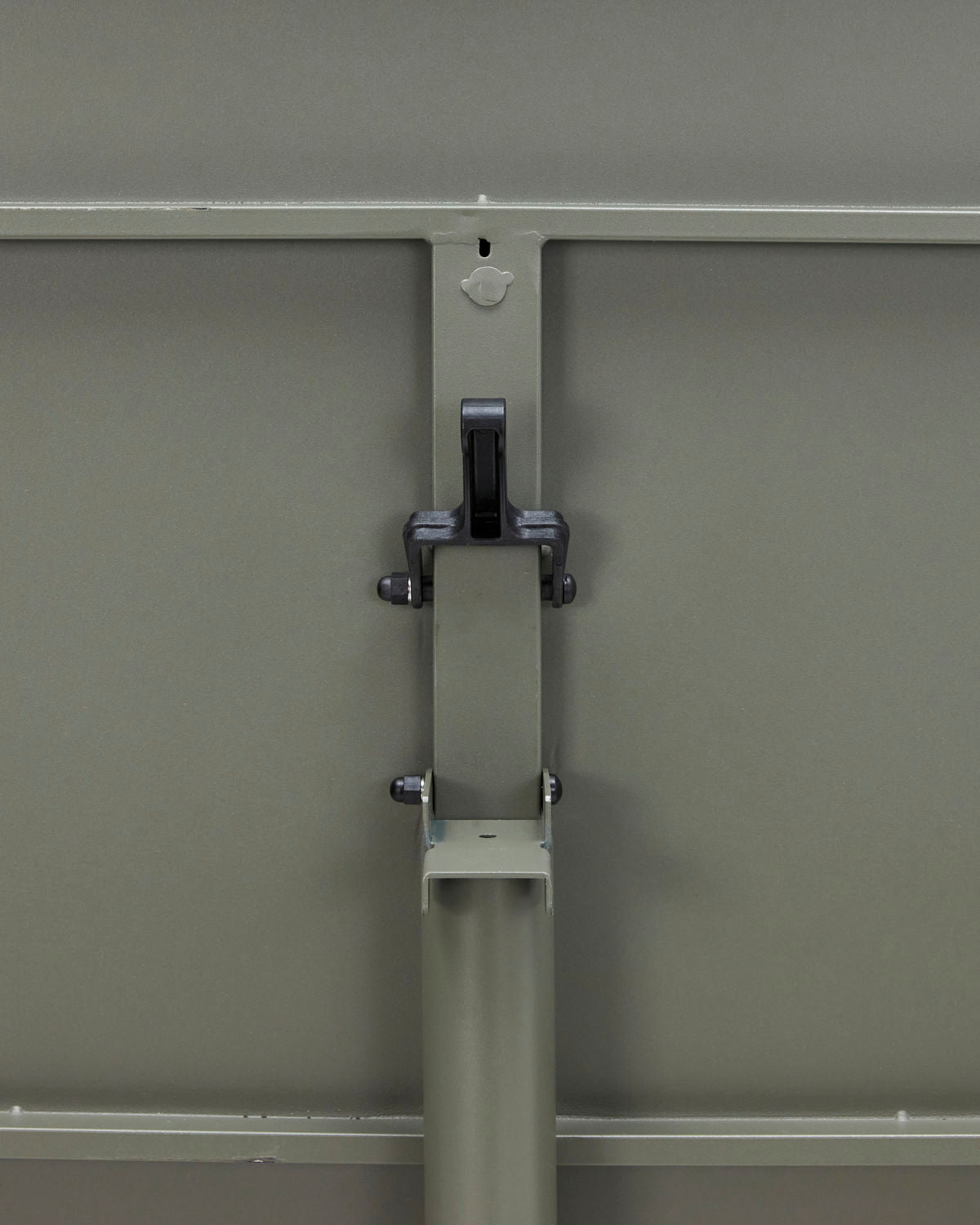 Helo Table | Green