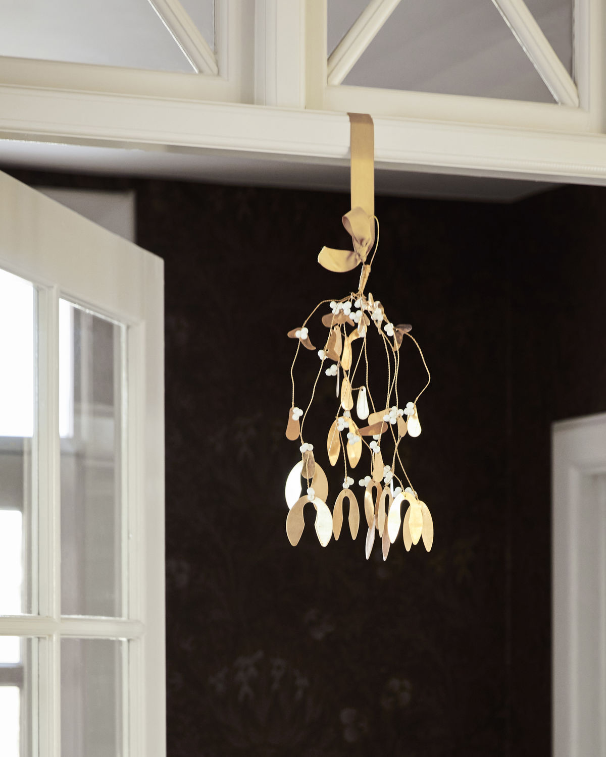 Antiqued Brass Mistletoe Ornament