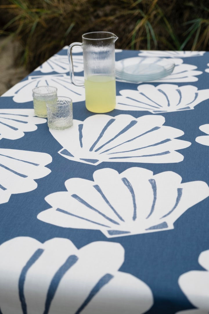 Snäcka Linen Tablecloth