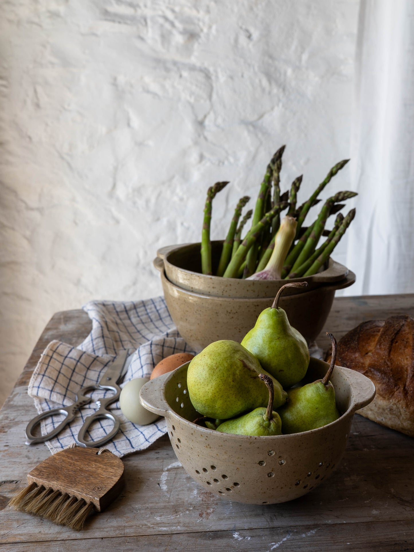 Stoneware Serving Bowl