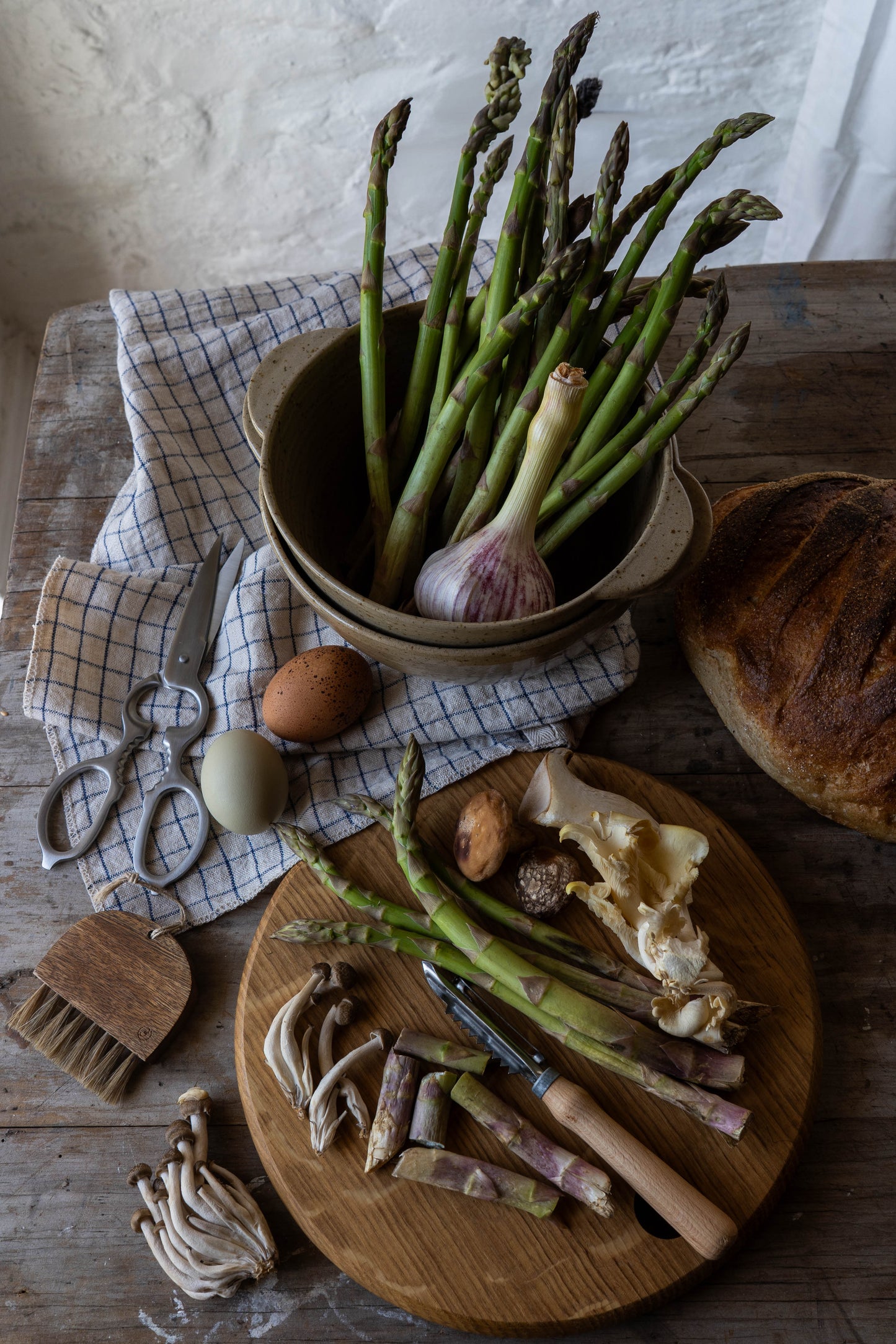 Stoneware Serving Bowl