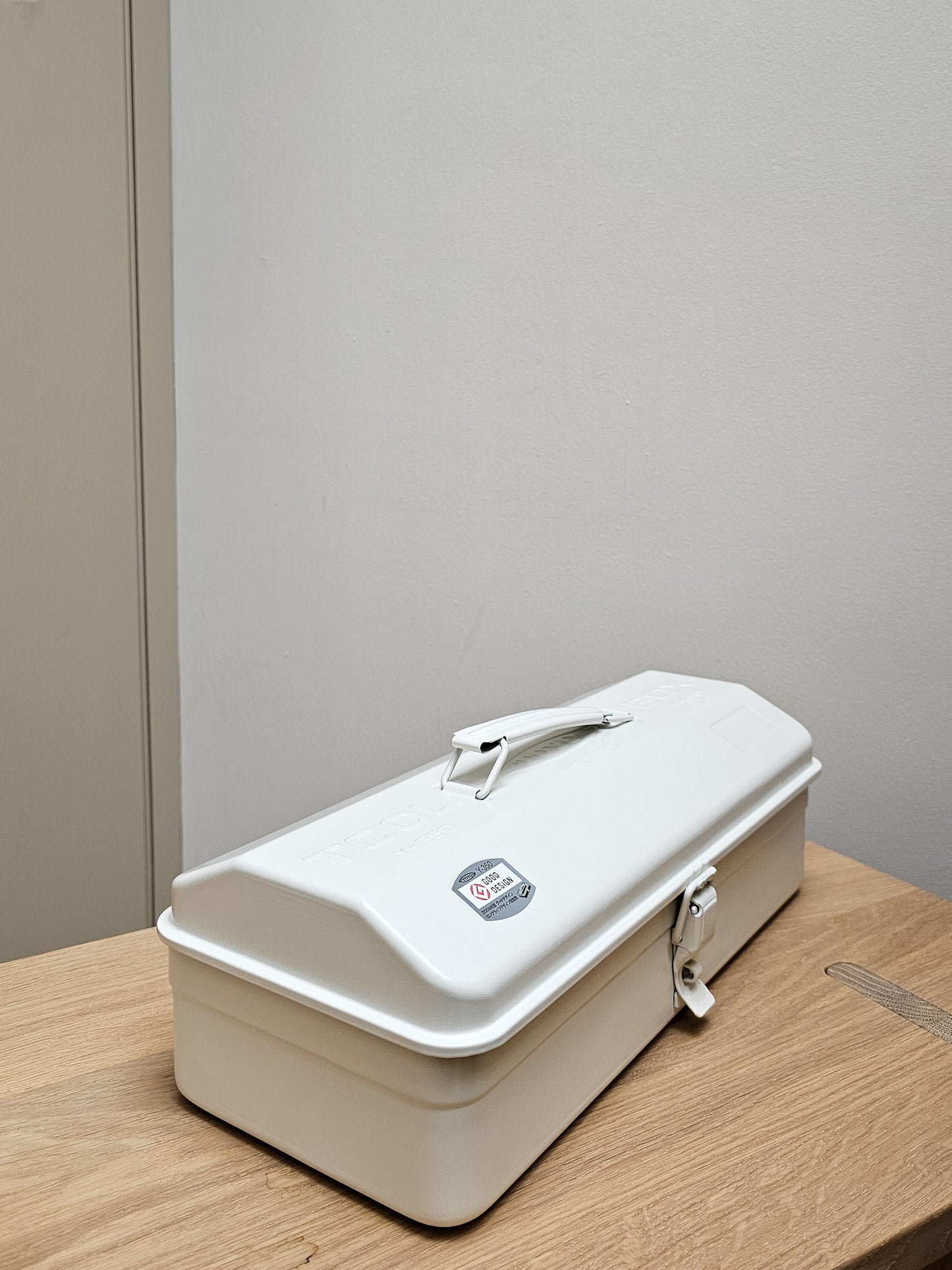Toyo Y-350 Toolbox | White