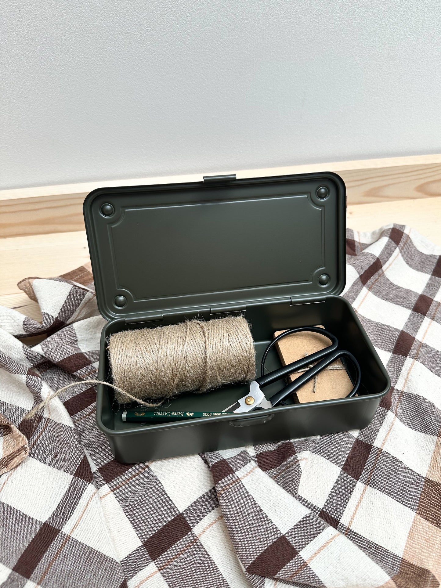 Toyo T-190 Toolbox | various colours