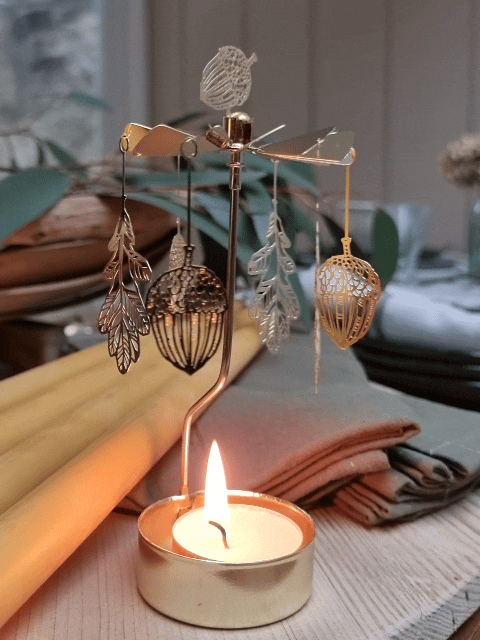 Oak Änglaspel Rotary Candle Holder