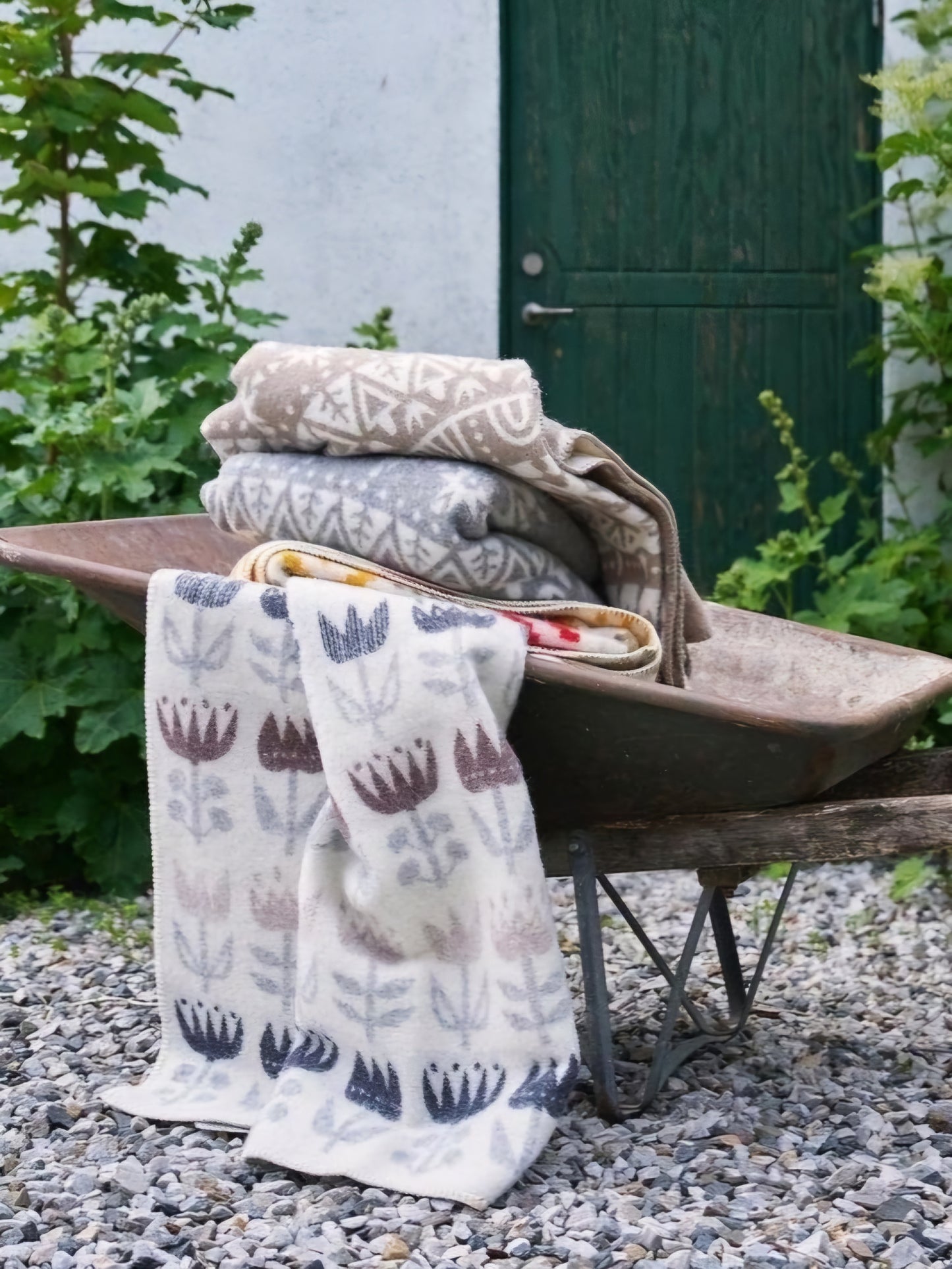 Tulip Eco Lambswool Blanket