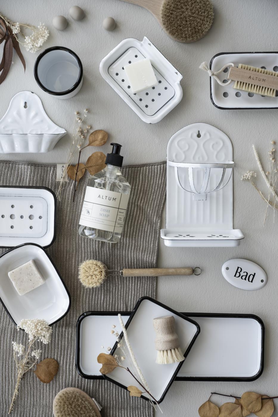 Enamel Wall Mounted Basket Soap Dish