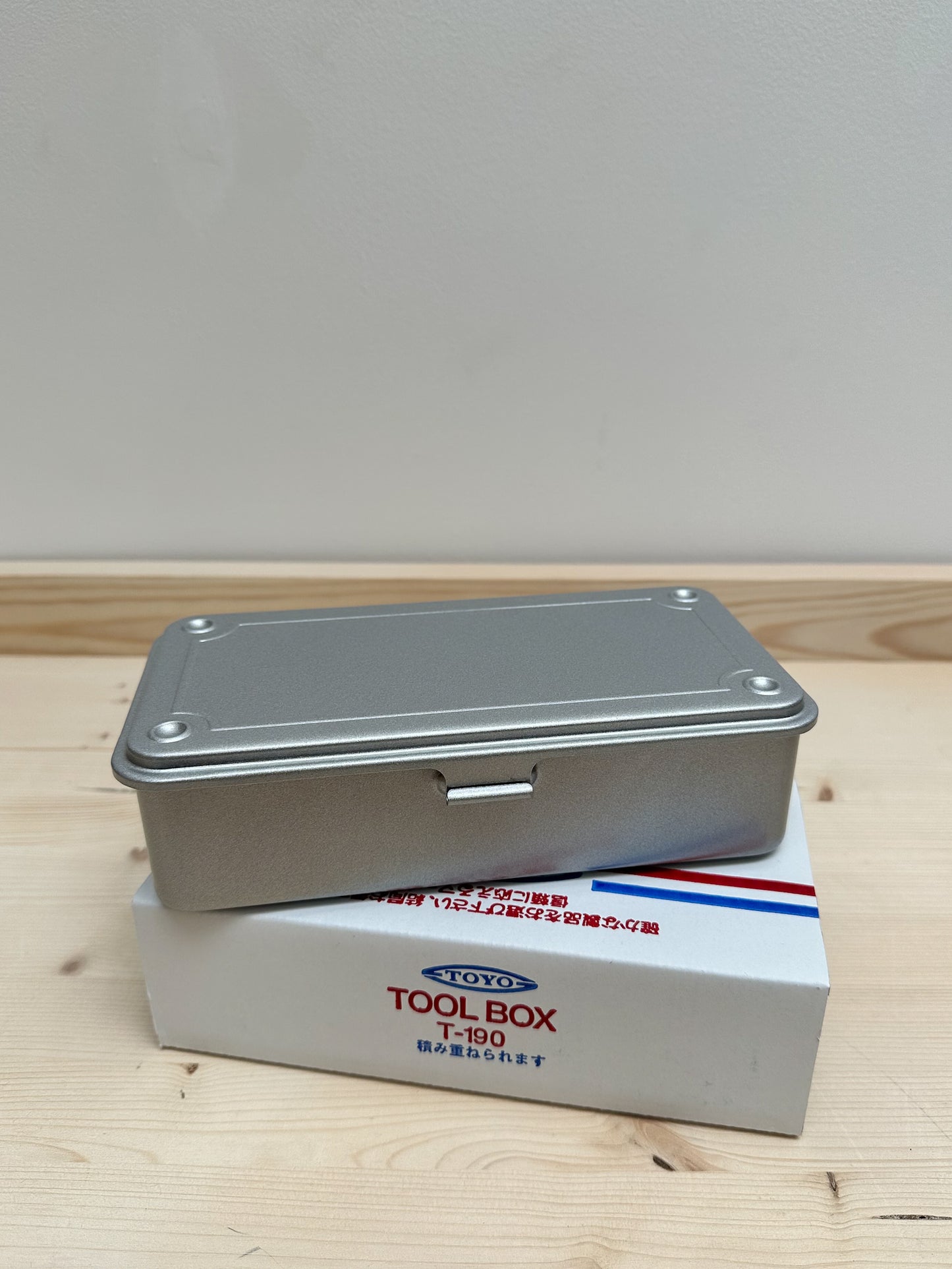 Toyo T-190 Toolbox | various colours