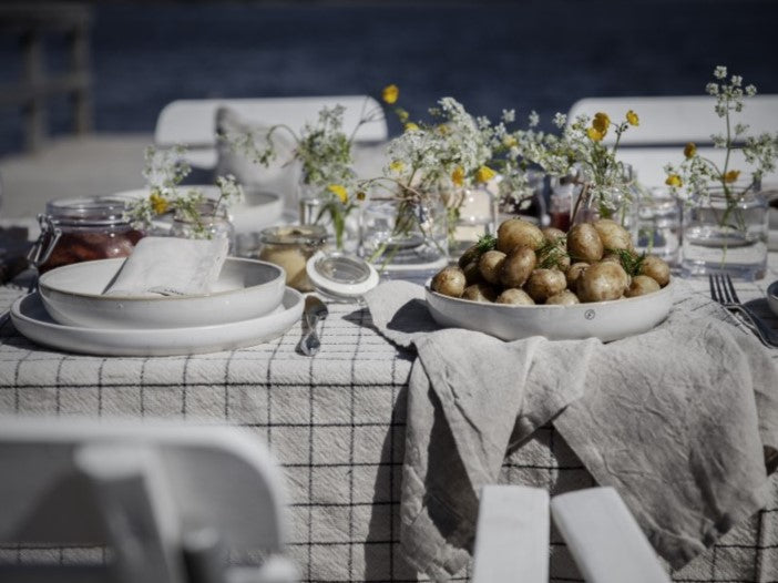 Duk | Tablecloth Black Square