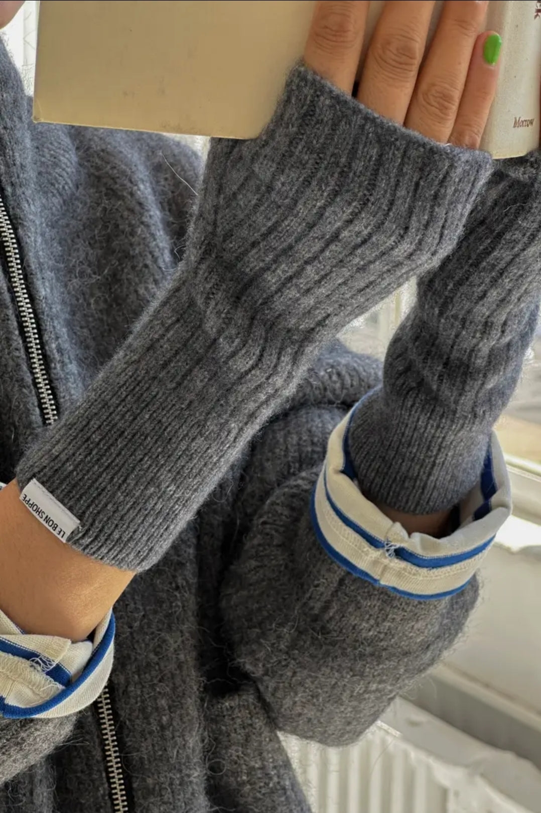 Cashmere Wrist Warmers | Charcoal