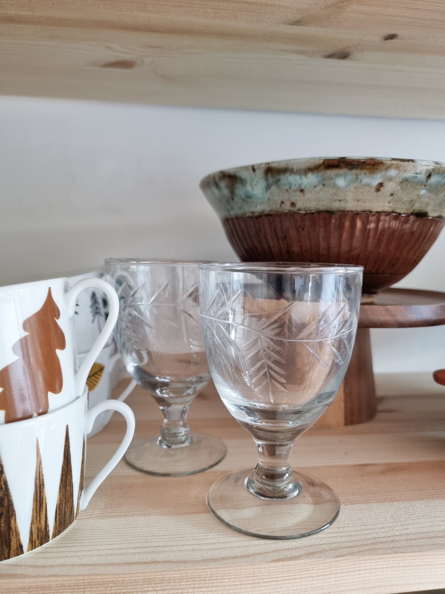 Crys Wine Glass