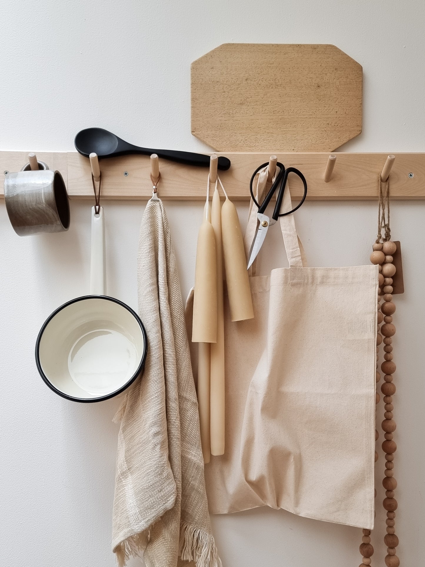 Emil's Enamel Saucepan | Off-white
