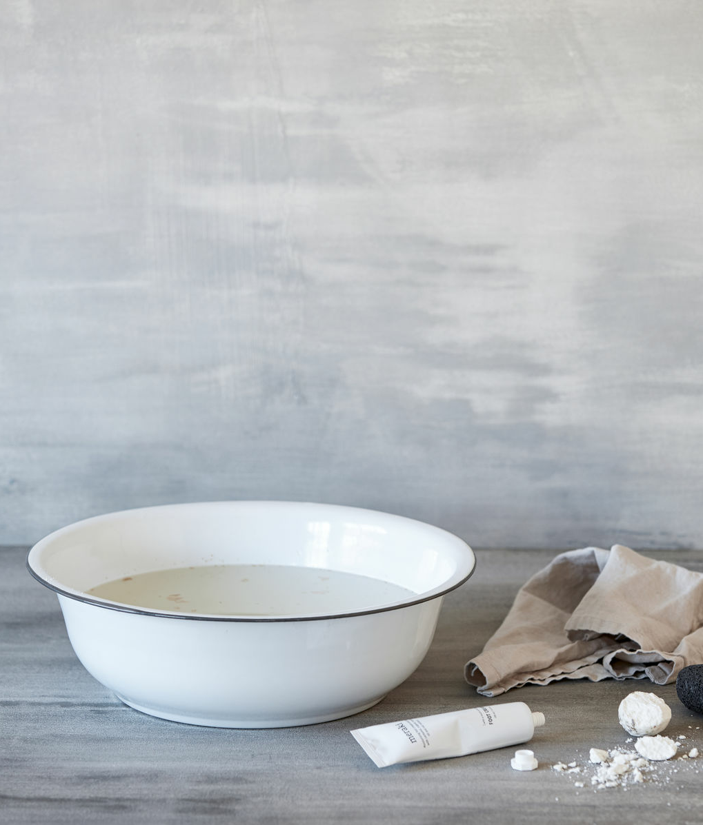 Enamel Basin | Large