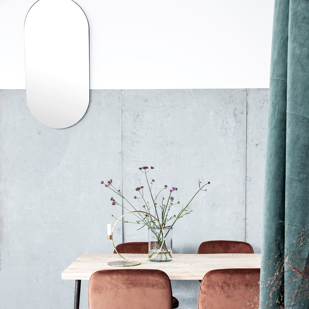 Walls Mirror