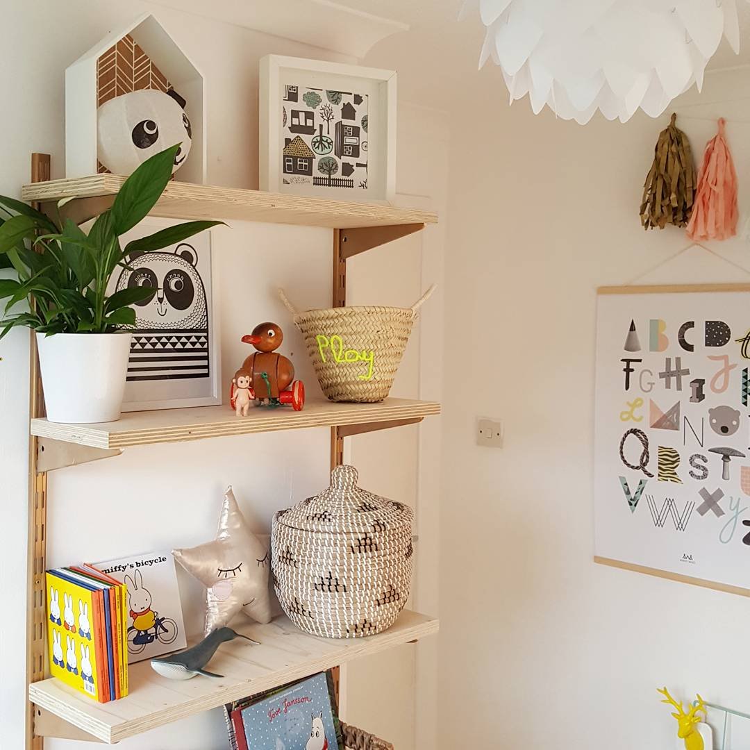 Quick, easy and beautiful twin slot shelving.