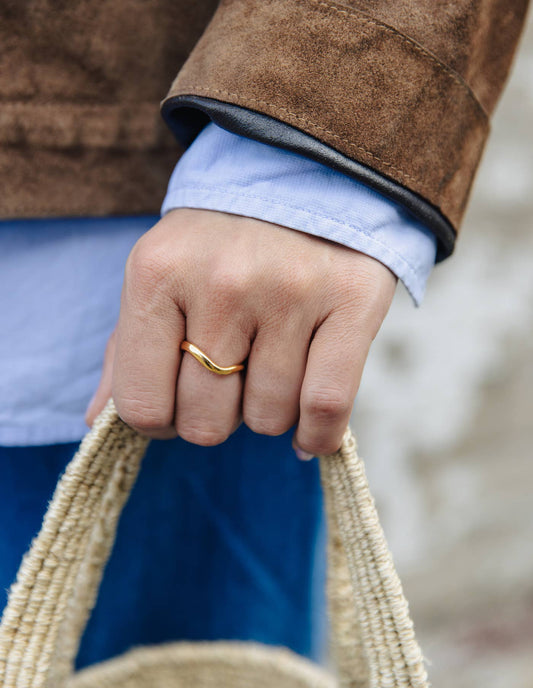 Gold Organic Flow Band Ring | Tarnish-free