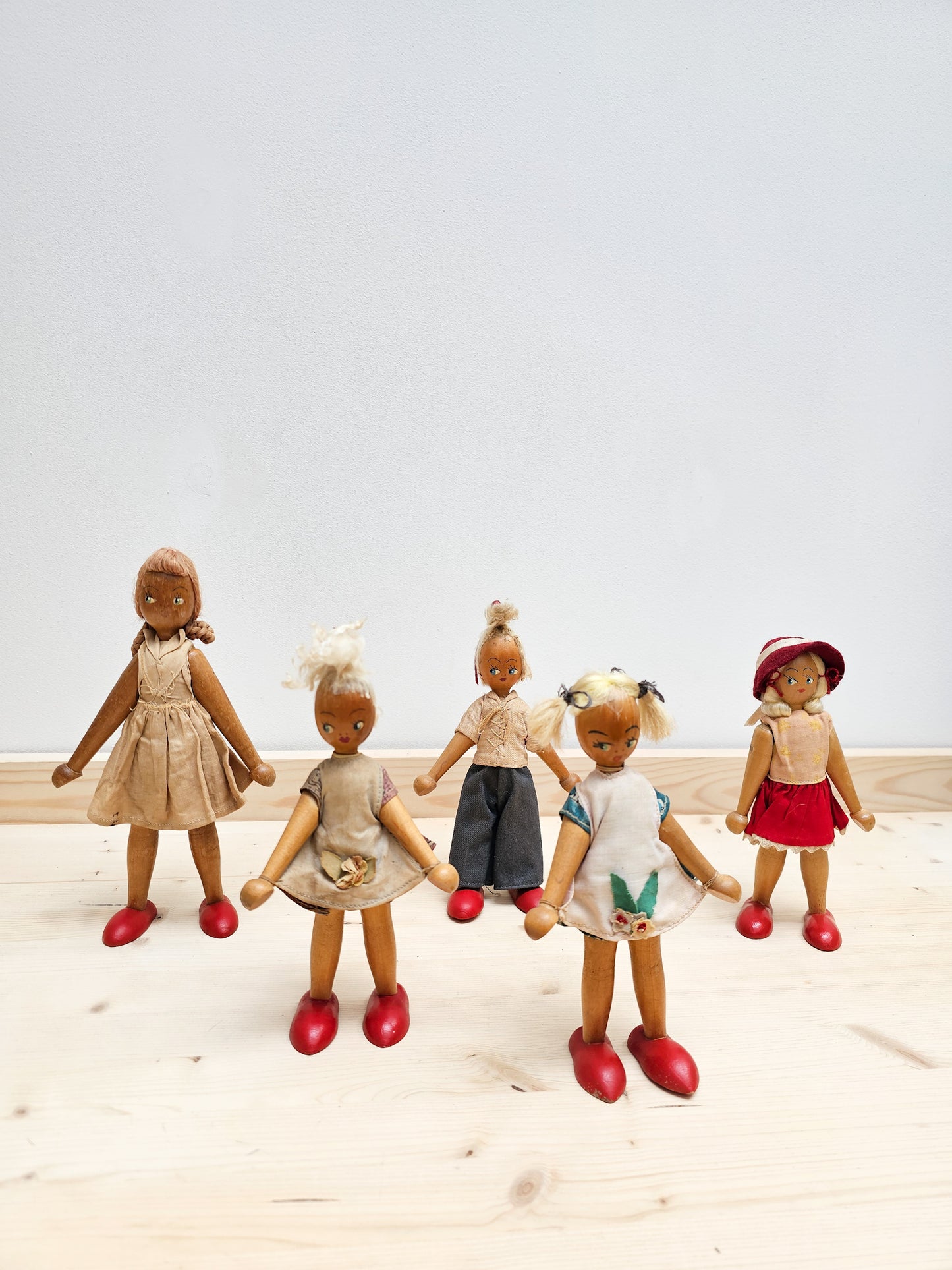 Vintage Wooden Peg Doll | Top Bun Girl