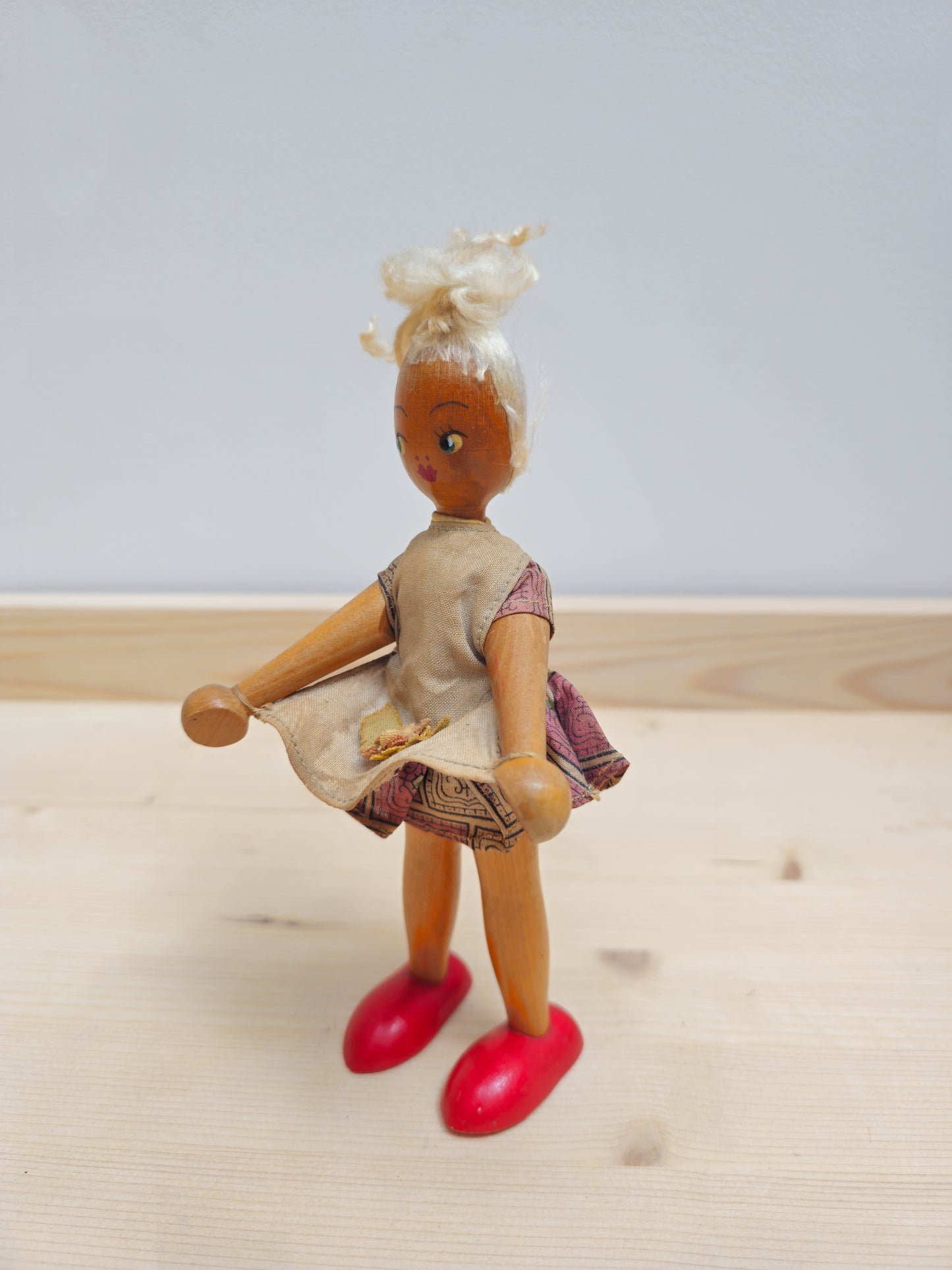 Vintage Wooden Peg Doll | Top Bun Girl
