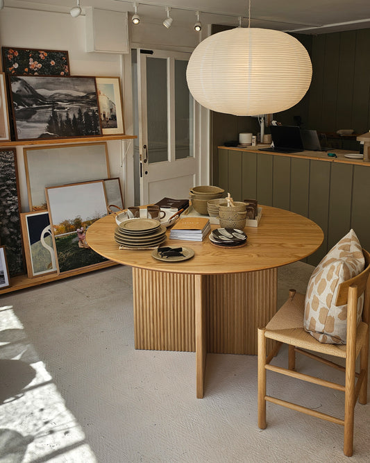 Ripple Table
