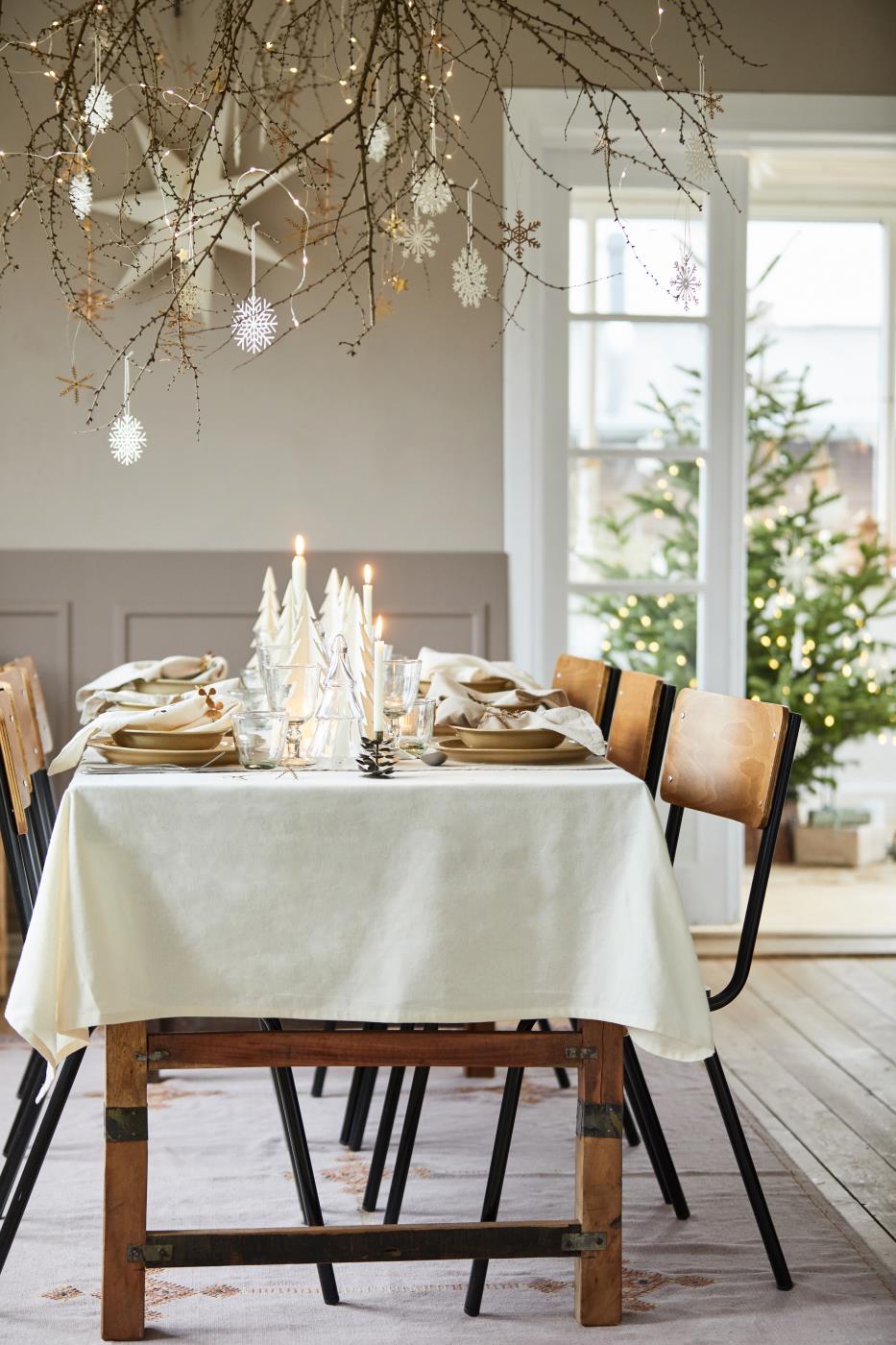 Paper Cut Christmas Tree