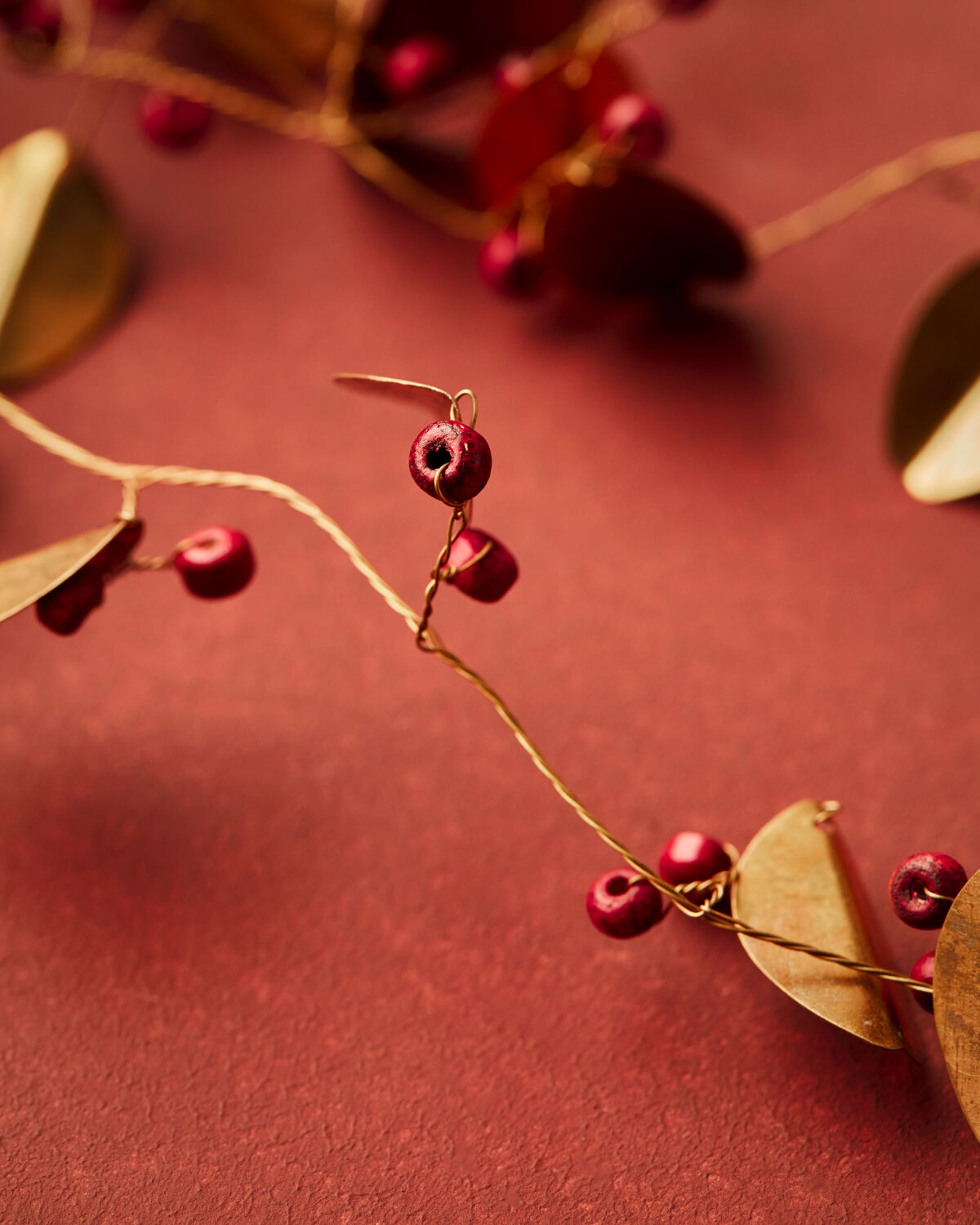 Brass Red Berry Garland