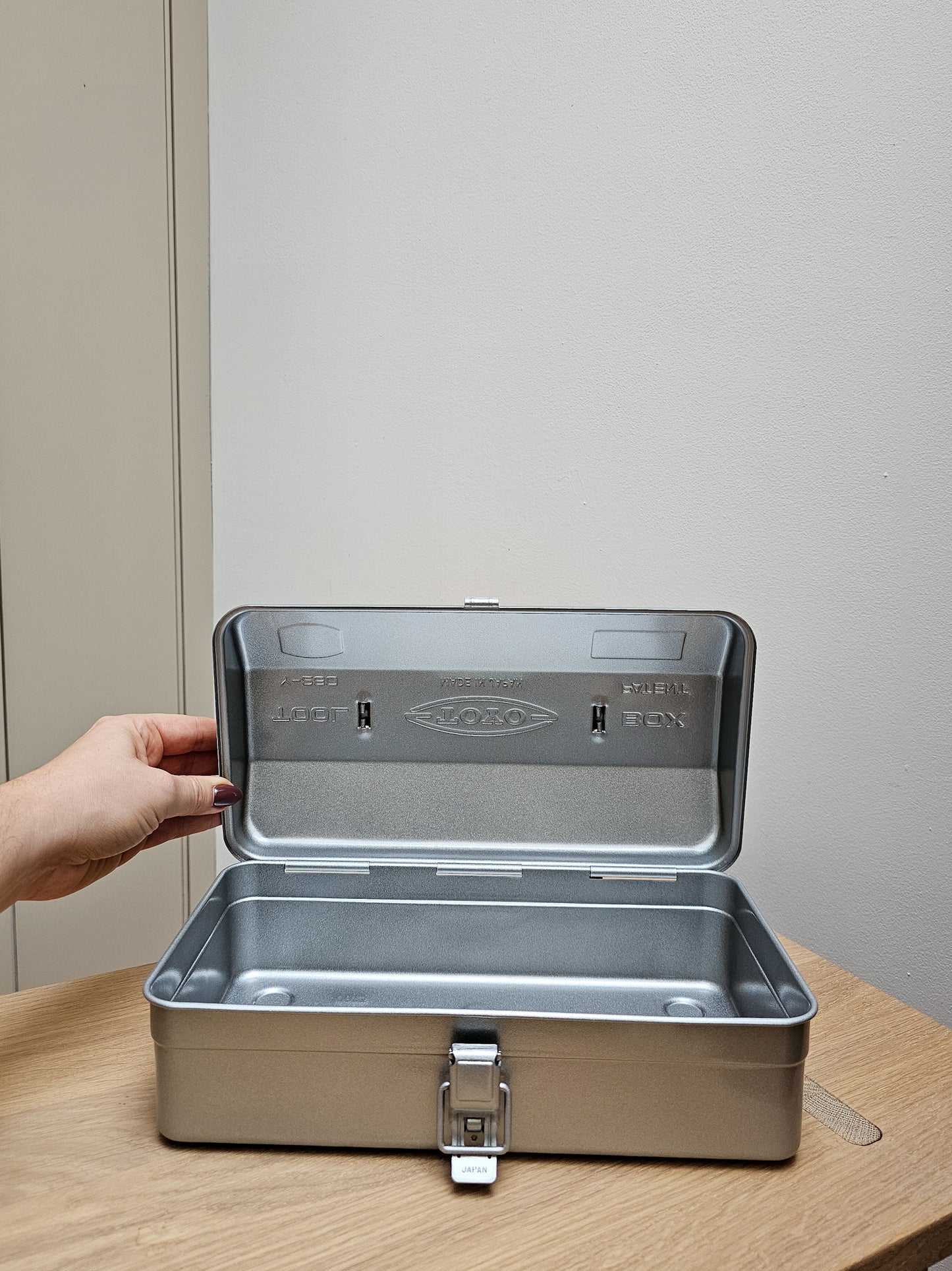 Toyo Y-280 Toolbox | Silver