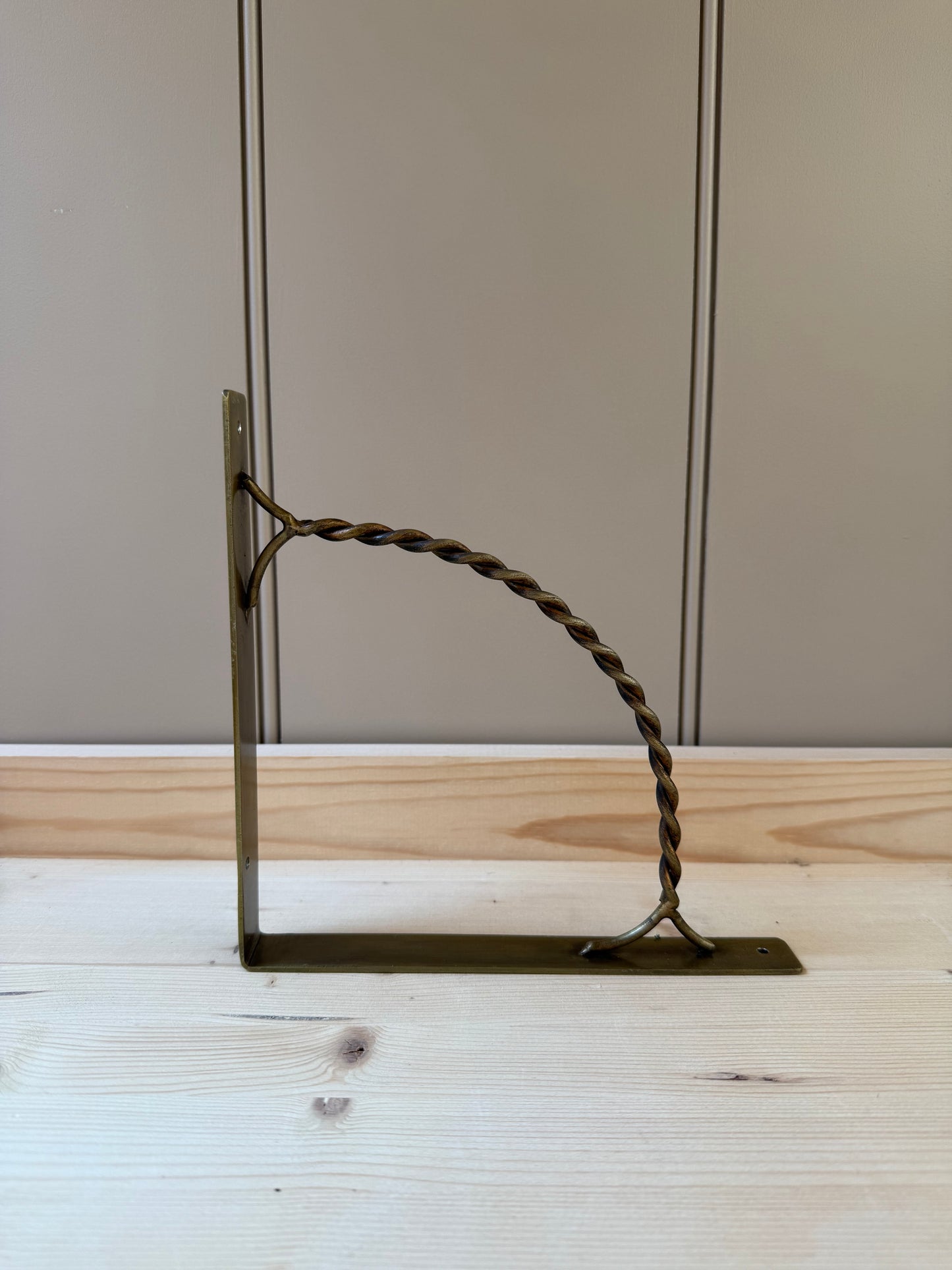 Antiqued Brass Shelf Bracket