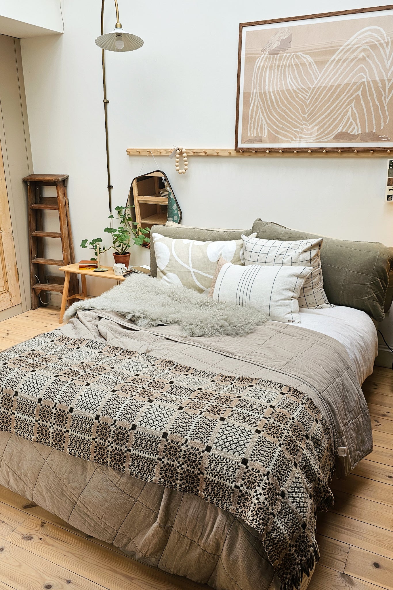 Vintage Welsh Wool Bed Runner | Dark Green