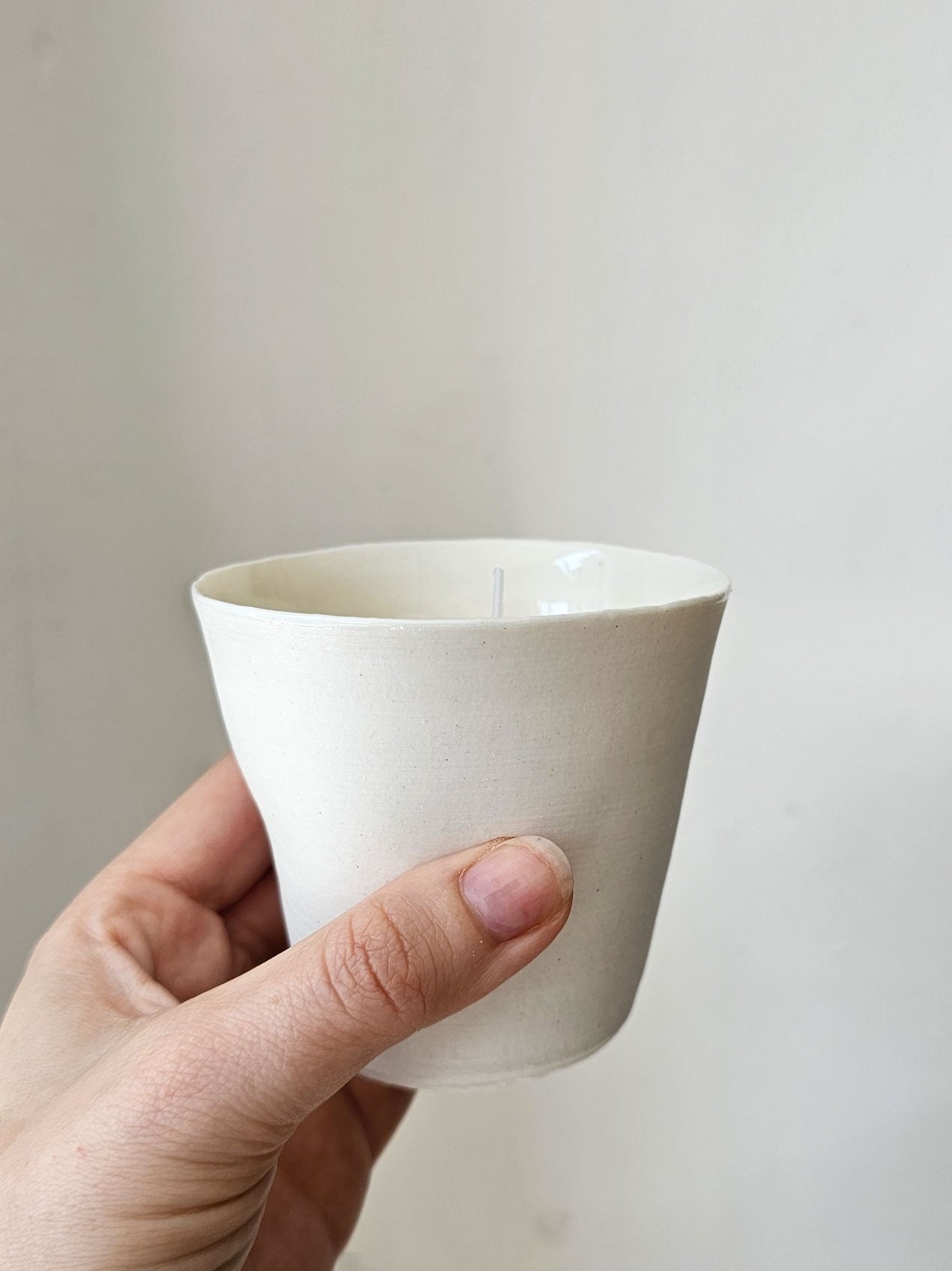 Glow Porcelain Candle Pot