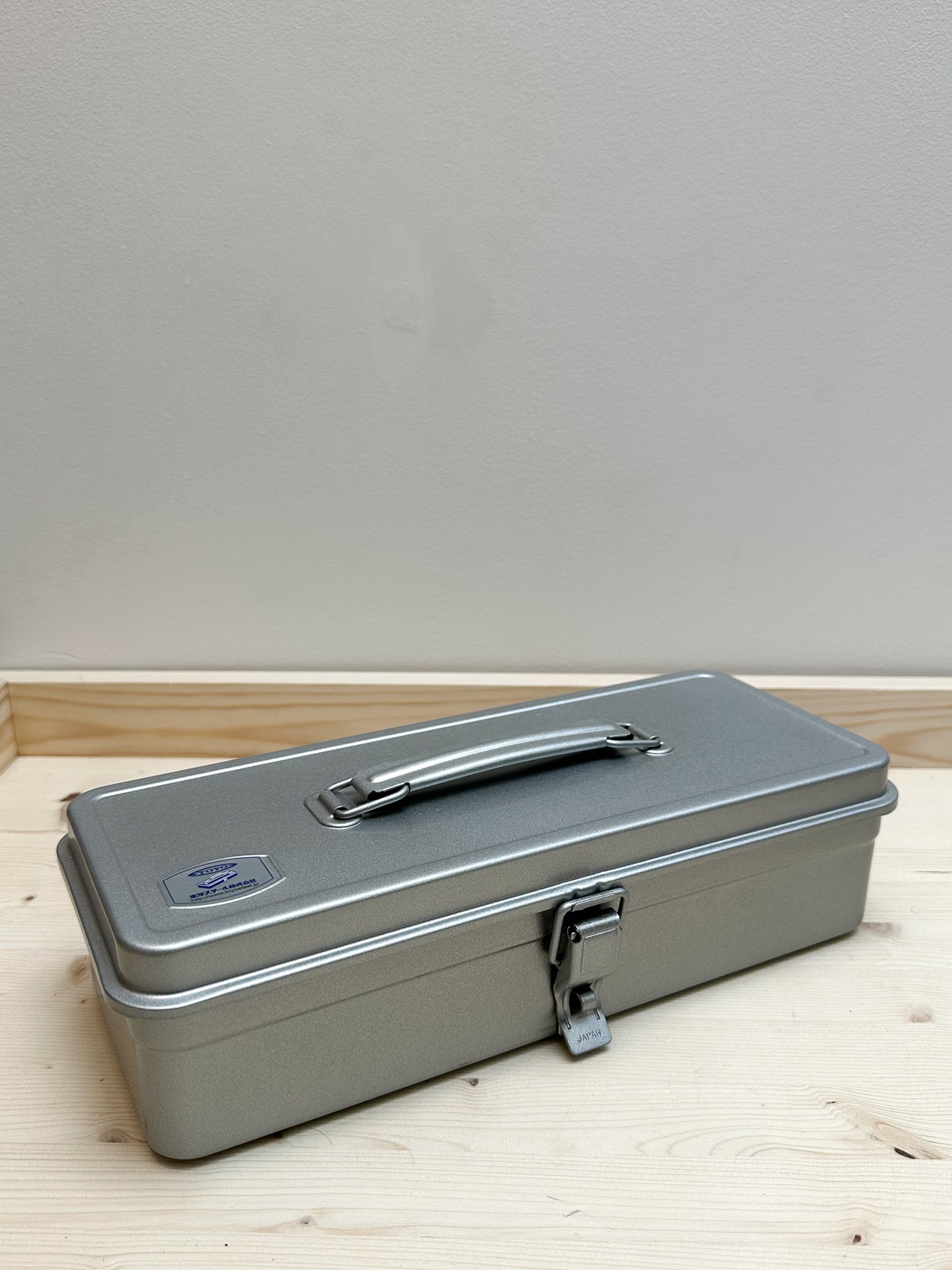 Toyo T-320 Toolbox | Silver