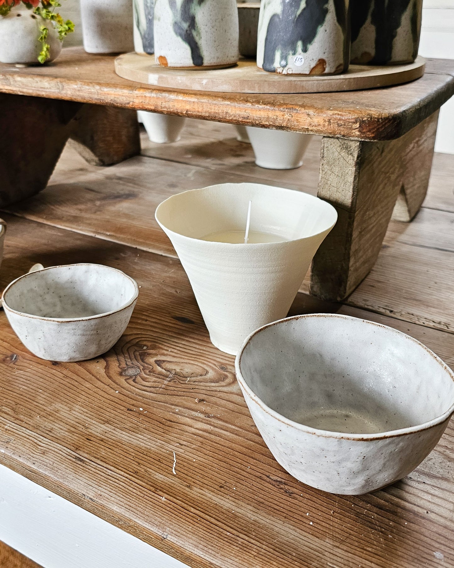 Glow Porcelain Candle Pot