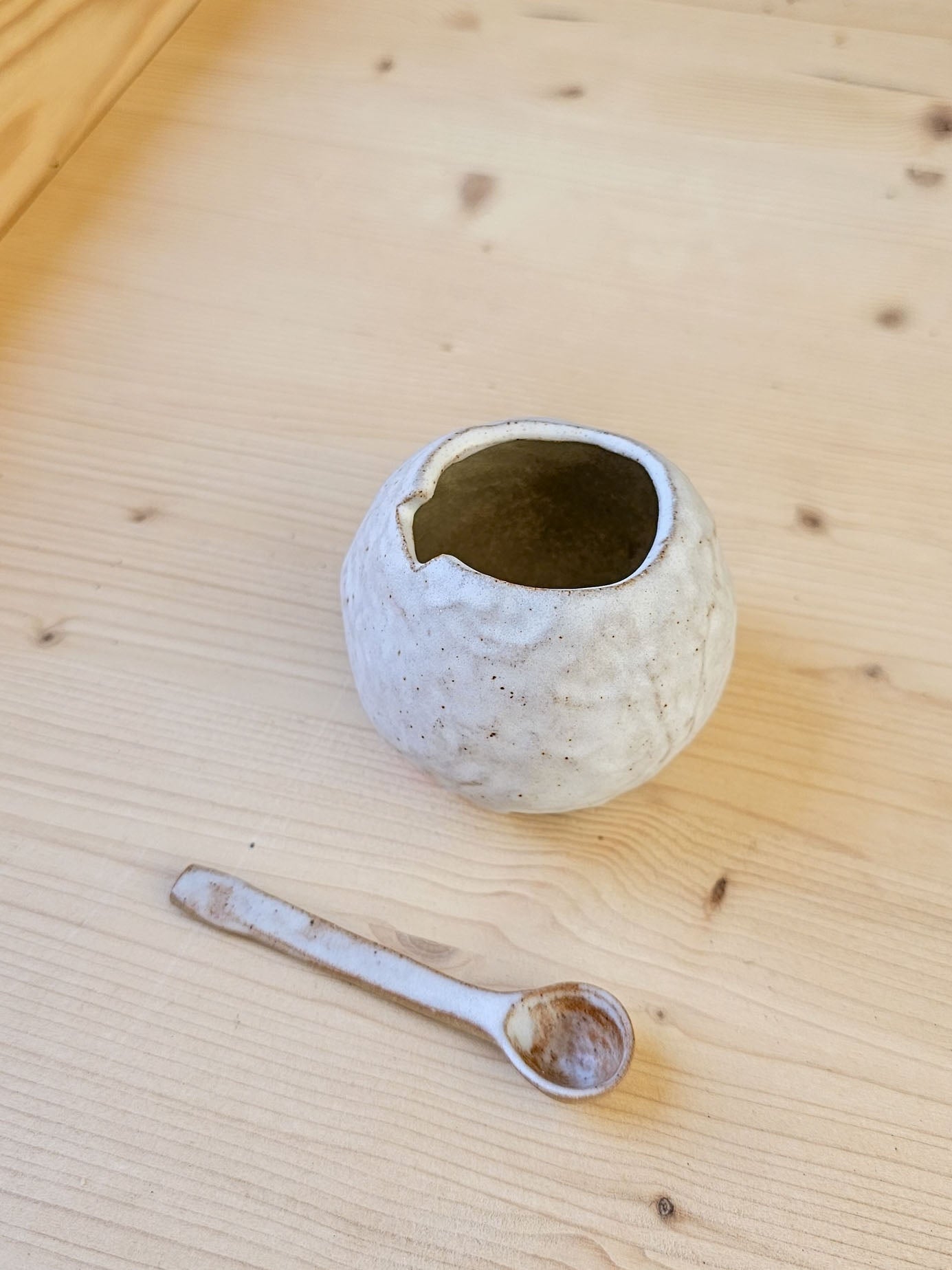 Hagstone Salt Pebble & Spoon