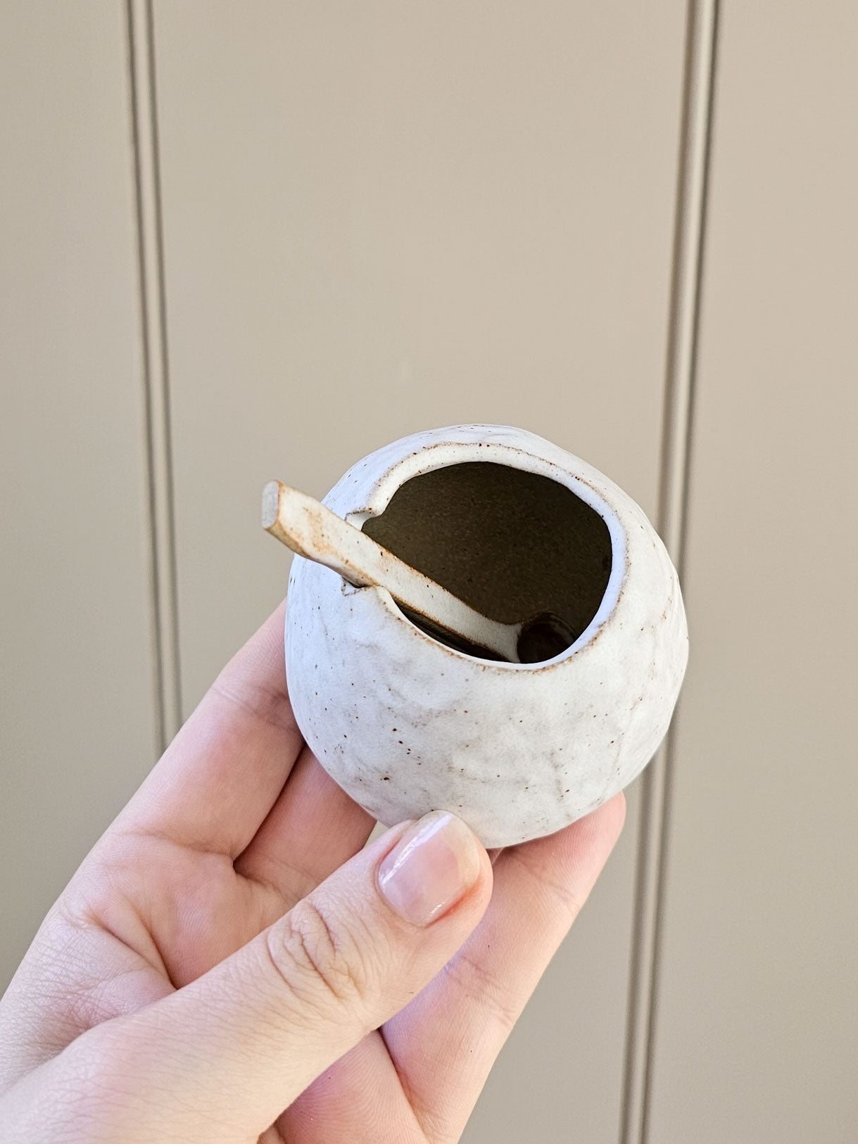 Hagstone Salt Pebble & Spoon