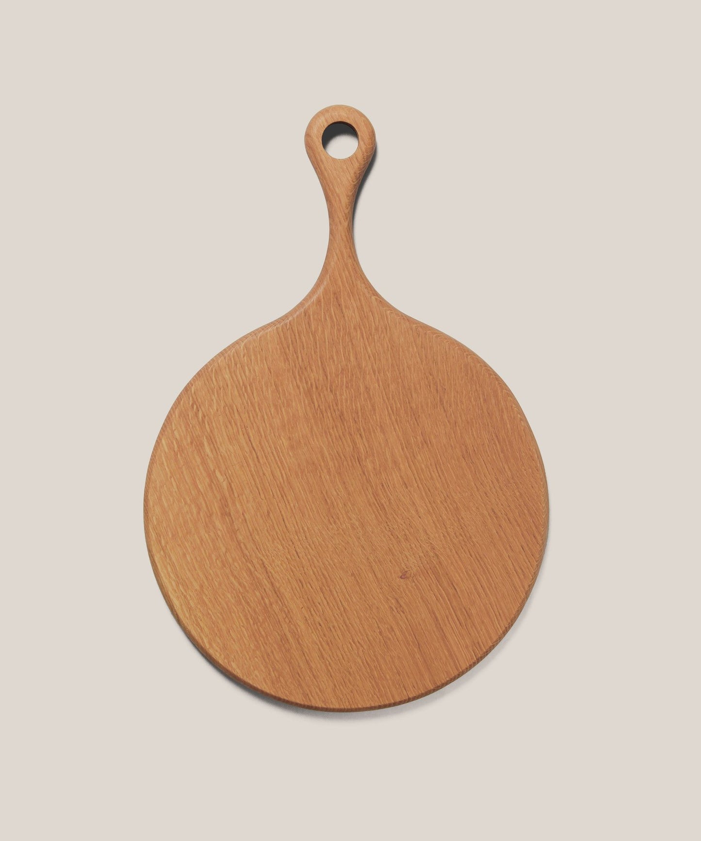 An English Oak pizza board is shown against a white background.